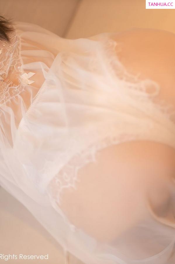 白诗雅  [XiuRen]高清写真图 2022.03.07 No.4680 白幼幼第30张图片
